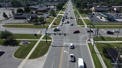 41140-41150 Garfield Rd, Clinton Township, MI à louer Photo intérieure- Image 2 de 4