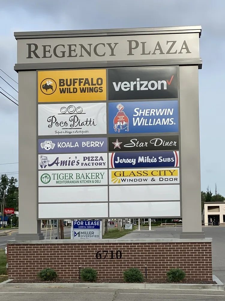 6710 W Central Ave, Toledo, OH à louer Photo du bâtiment- Image 1 de 26