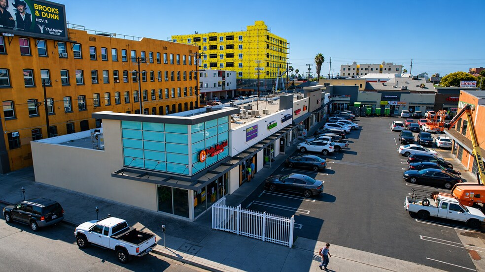 800-820 S Alvarado St, Los Angeles, CA à louer - Photo du bâtiment - Image 2 de 8