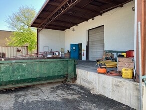 1 Oak Rd, Fairfield, NJ for lease Building Photo- Image 1 of 6