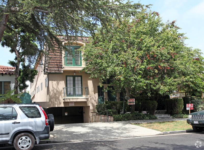 1041 9th St, Santa Monica, CA à vendre - Photo du bâtiment - Image 3 de 9