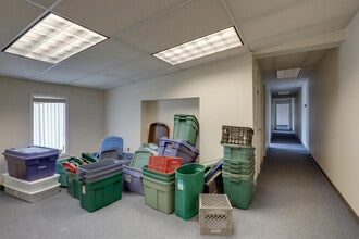 2414 W Schneidman Dr, Quincy, IL à louer Photo intérieure- Image 1 de 4