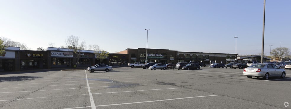 6341-6365 Columbia Pike, Falls Church, VA for lease - Building Photo - Image 3 of 4