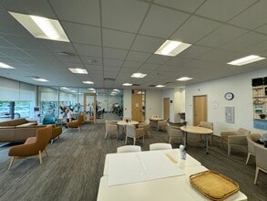 13402-13438 W 62nd Ter, Shawnee, KS à louer Photo intérieure- Image 1 de 4