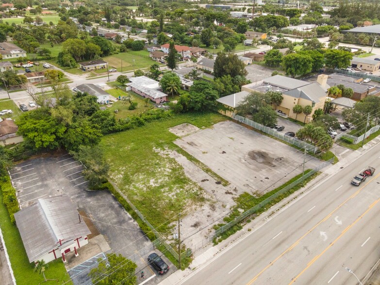 2217 NW 19th St, Fort Lauderdale, FL for sale - Aerial - Image 3 of 23