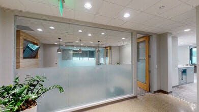 10 W Market St, Indianapolis, IN à louer Numérisation 3D de Matterport- Image 1 de 11