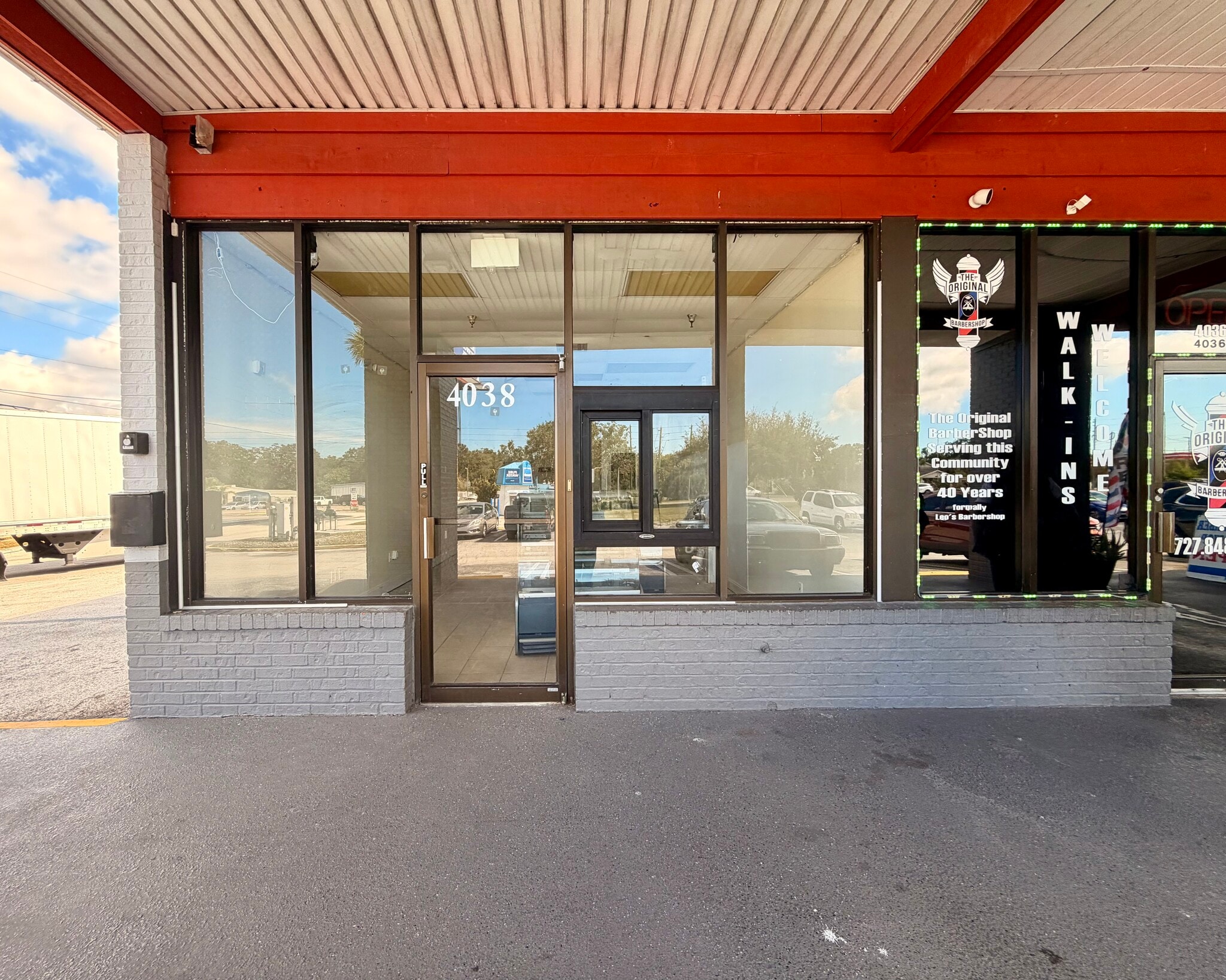 6139 State Road 54, New Port Richey, FL for lease Interior Photo- Image 1 of 12