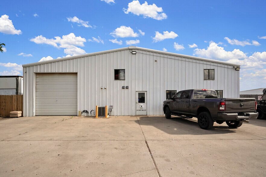10290 E 106th Ave, Brighton, CO à vendre - Photo du bâtiment - Image 2 de 41