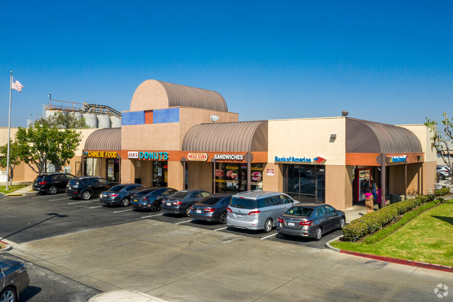 2214-2222 S Grand Ave, Santa Ana, CA for sale - Primary Photo - Image 1 of 1