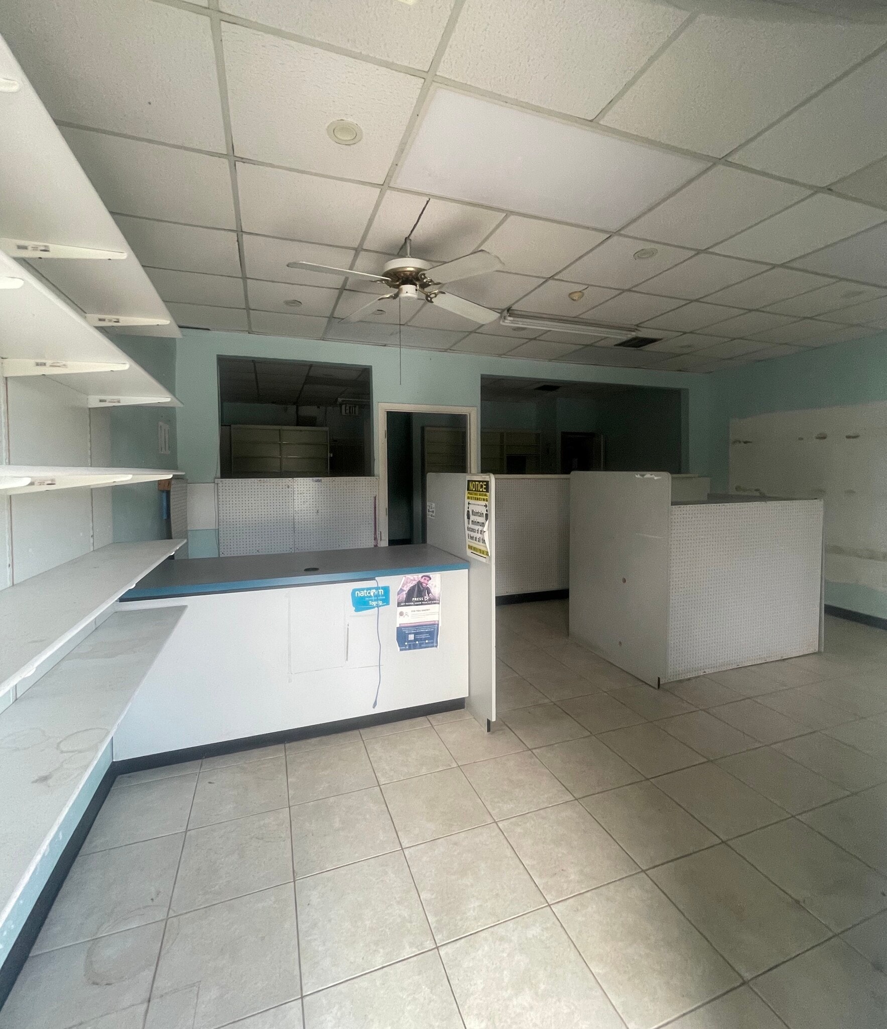 375 NE 54th St, Miami, FL for lease Interior Photo- Image 1 of 11