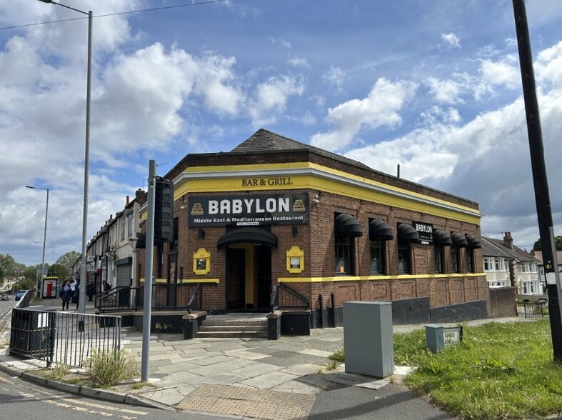 181 Old Chester Rd, Bebington for sale - Building Photo - Image 1 of 3