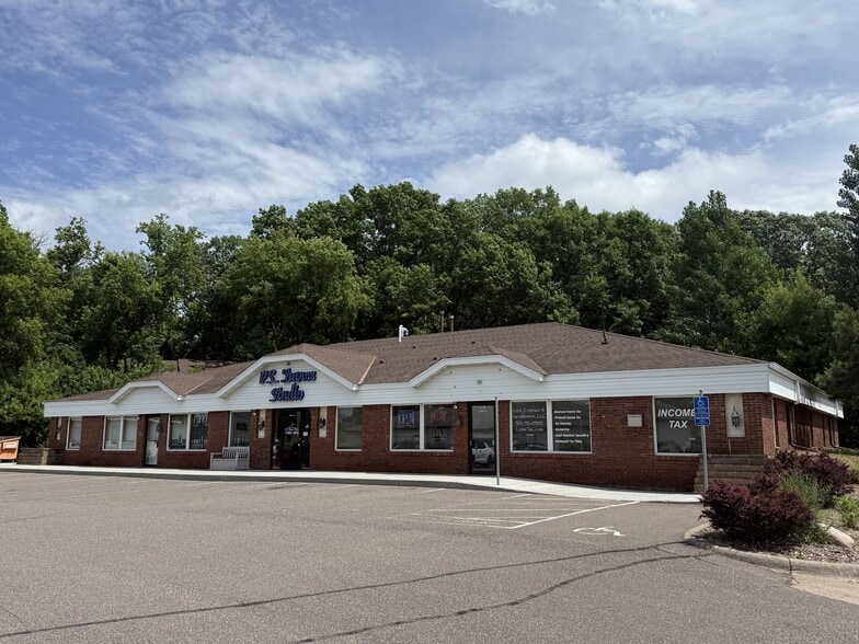 251 8th St NW, Elk River, MN for sale - Building Photo - Image 3 of 18