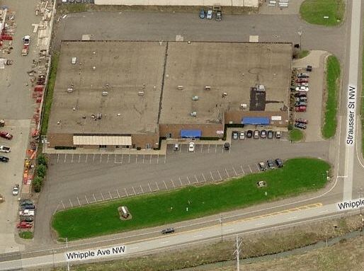 7568-7584 Whipple Ave NW, Canton, OH à vendre - Photo du bâtiment - Image 3 de 16