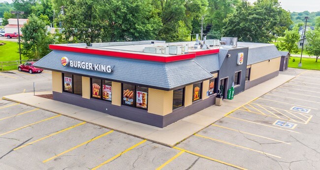 Plus de détails pour 586 SW 1st St, Montevideo, MN - Commerce de détail à louer