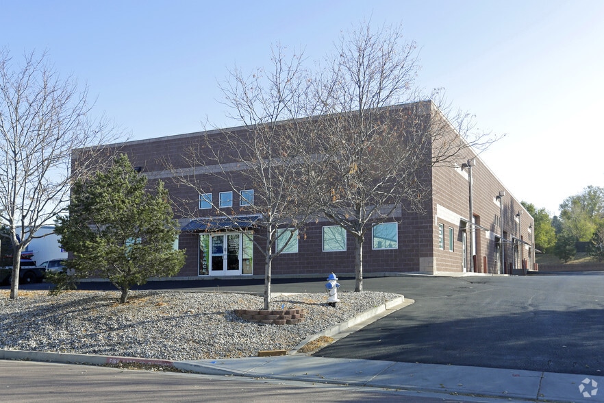 1075 Ford St, Colorado Springs, CO for lease - Primary Photo - Image 3 of 19