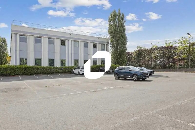 Flex dans Lisses à louer - Photo du bâtiment - Image 2 de 14