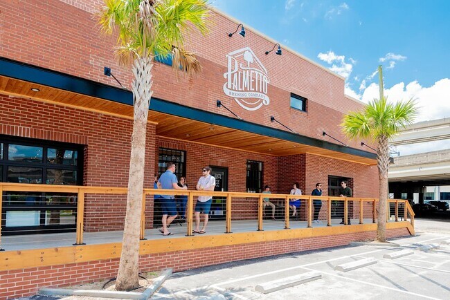 Plus de détails pour 289 Huger St, Charleston, SC - Local d'activités à louer