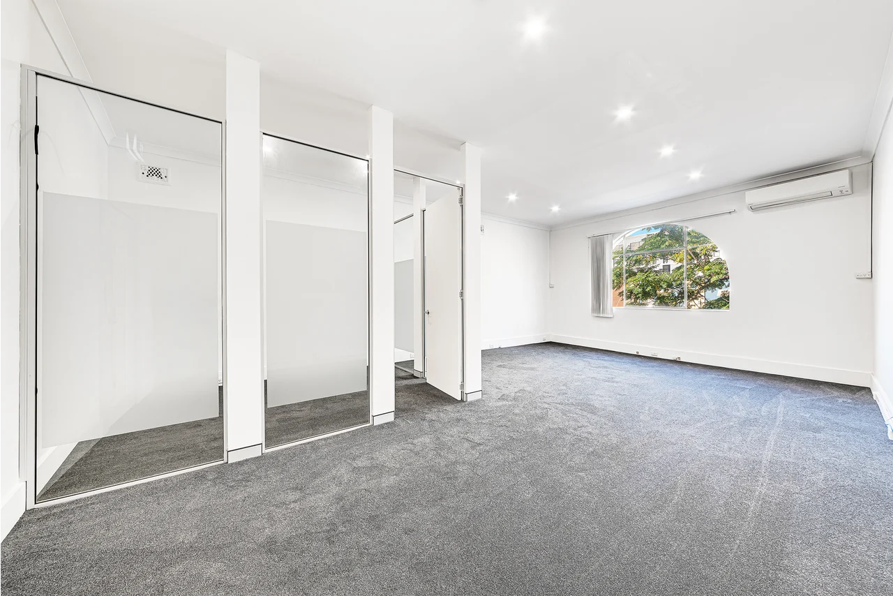 24 Birdwood Lane, Lane Cove for lease Interior Photo- Image 1 of 5