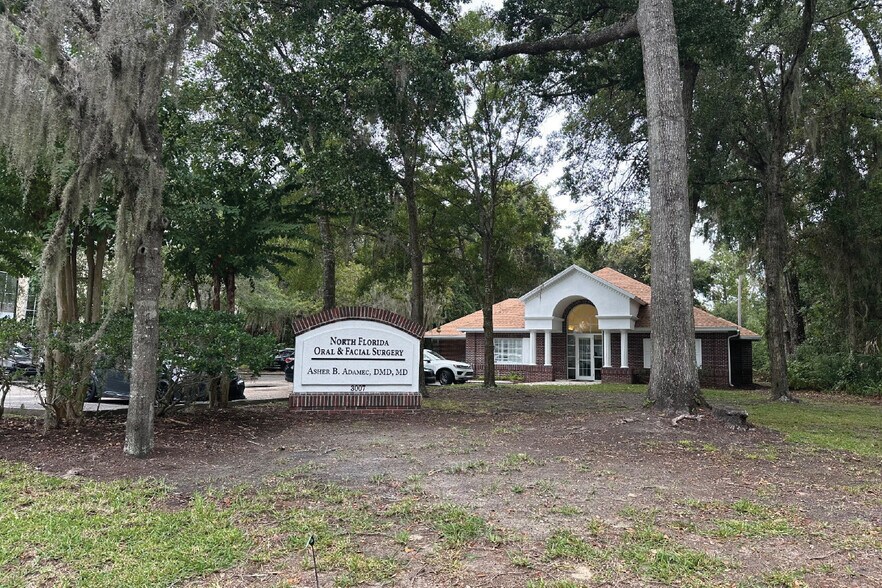 3007 Hartley Rd, Jacksonville, FL à vendre - Photo du bâtiment - Image 3 de 3