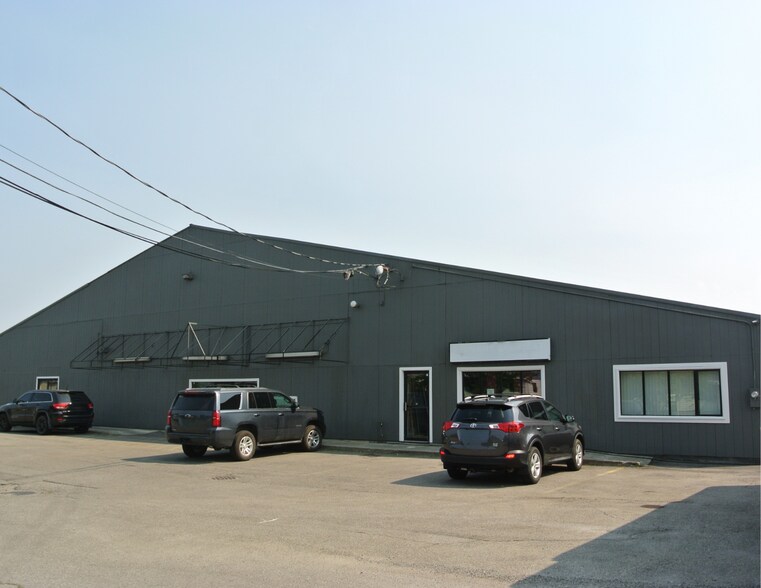510 E Best Ave, Coeur d'Alene, ID à louer - Photo du bâtiment - Image 2 de 12