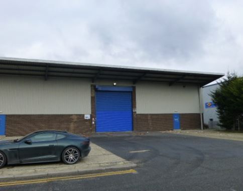 Plus de détails pour Hamilton Close, Basingstoke - Industriel à louer