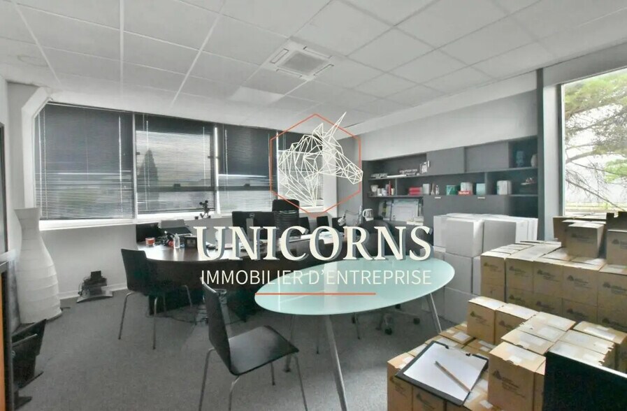 Office in Toulouse for lease - Interior Photo - Image 3 of 3