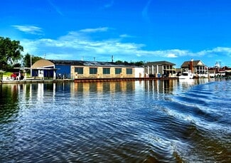 Plus de détails pour Marina & Residential Income Portfolio – Spécialité à vendre, Grand River, OH