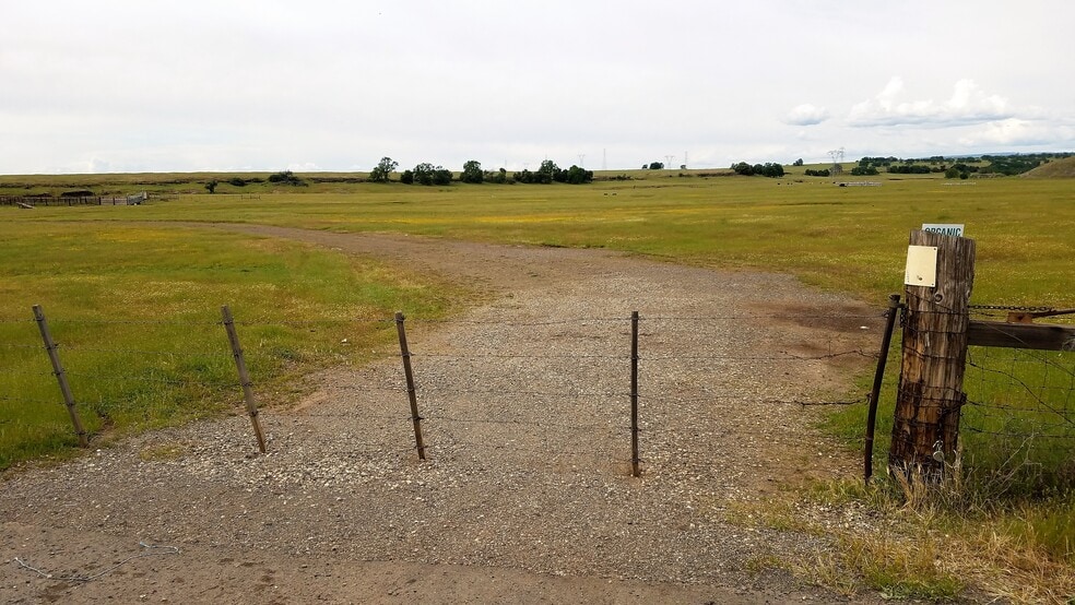 11 Neal Rd., Paradise, CA à vendre - Photo du bâtiment - Image 3 de 4