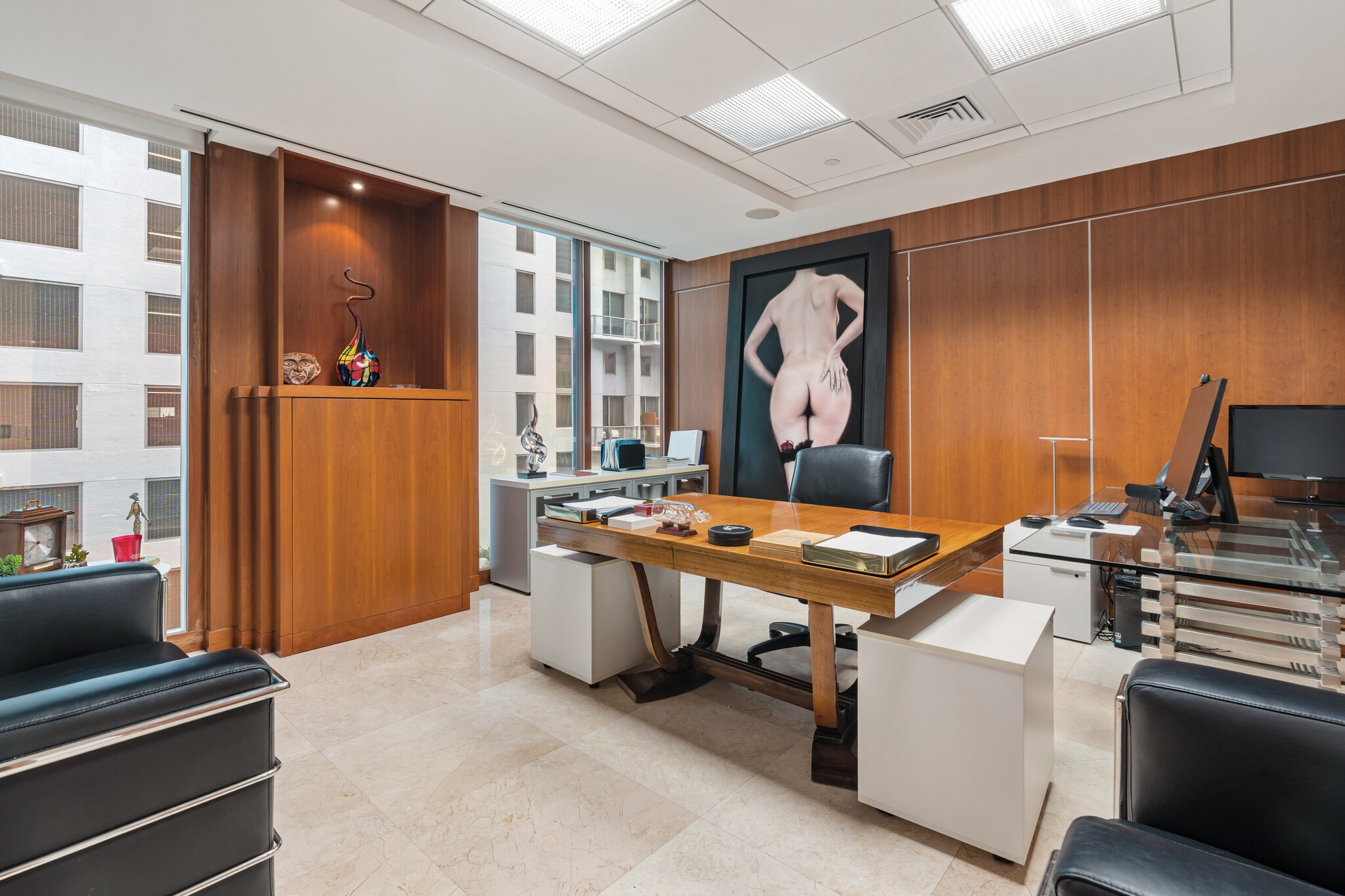 1110 Brickell Ave, Miami, FL for sale Primary Photo- Image 1 of 51