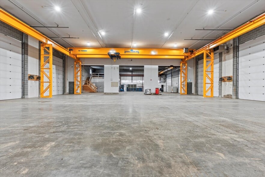 44755 Yale Rd, Chilliwack, BC for sale - Building Photo - Image 2 of 12