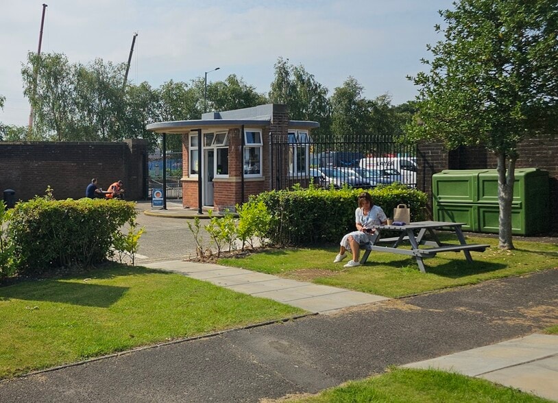 Lancashire Business Park, Leyland for lease - Primary Photo - Image 1 of 1