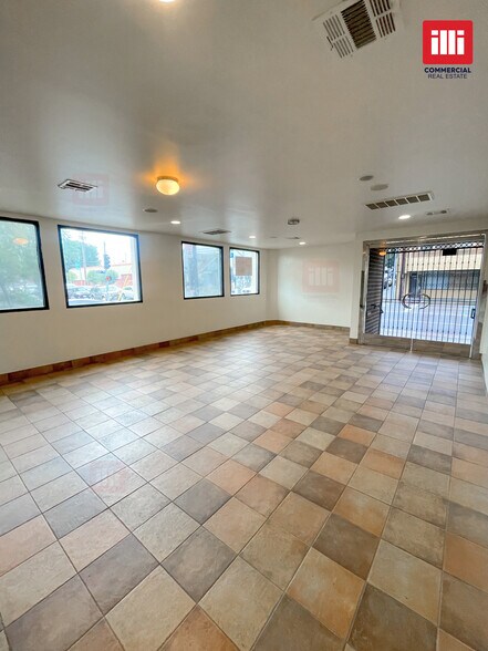 2650 W Temple St, Los Angeles, CA à louer - Photo intérieure - Image 3 de 6