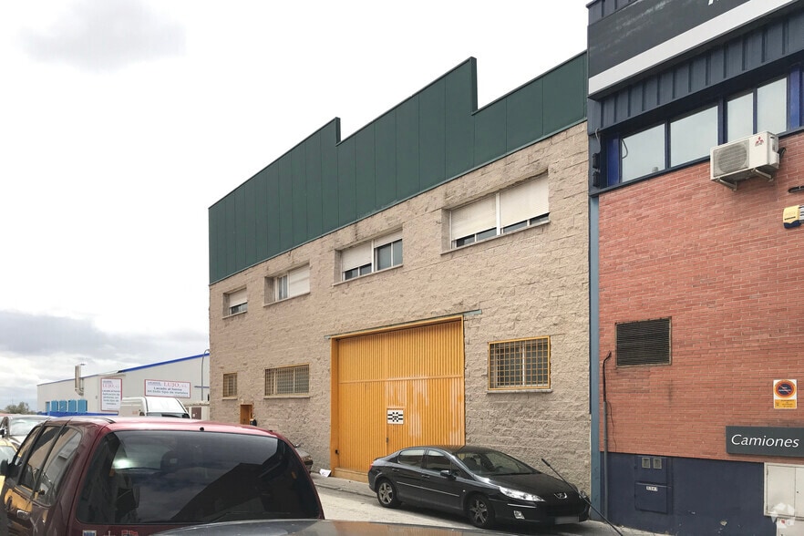 Calle Cubas, 1, Alcorcón, Madrid à vendre - Photo du bâtiment - Image 3 de 13