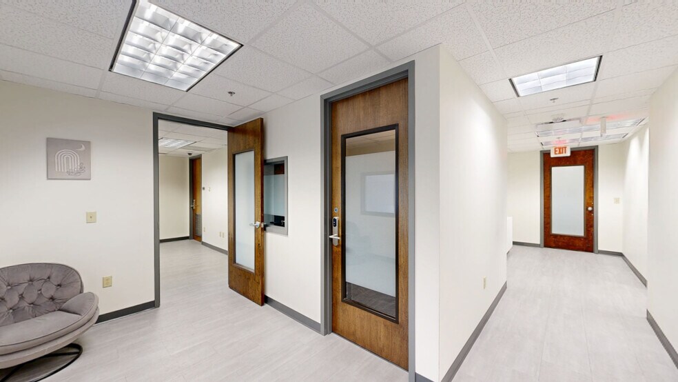 140 Stoneridge Dr, Columbia, SC à louer - Numérisation 3D de Matterport - Image 3 de 23