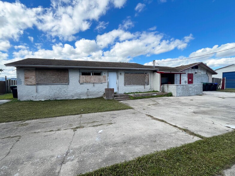 1024 Tucker Ave, Orlando, FL for sale - Building Photo - Image 2 of 15