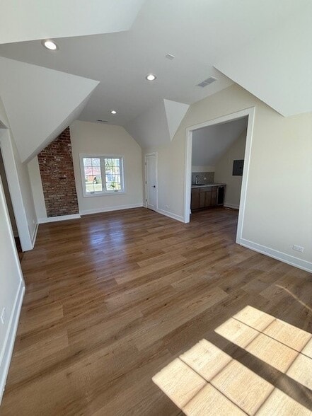 9525 Southview Ave, Brookfield, IL à louer - Photo intérieure - Image 3 de 11