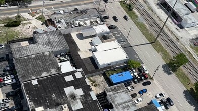 221-225 N Dixie Hwy, Hallandale Beach, FL à louer - Vidéo sur l’inscription commerciale 