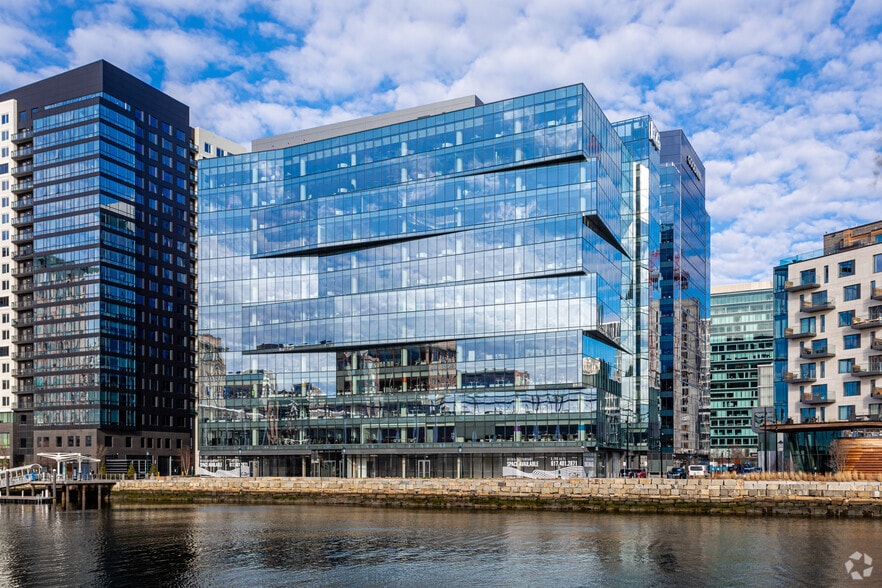 200 Pier Four Blvd, Boston, MA for lease - Primary Photo - Image 1 of 11