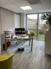 92 Boulevard Du Montparnasse, Paris à louer Photo intérieure- Image 1 de 6