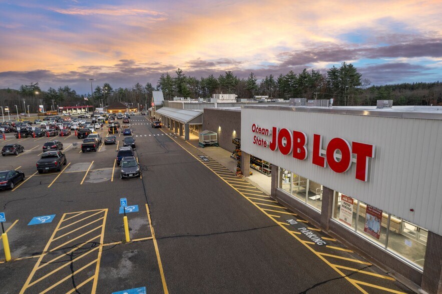 893 Route 16, Ossipee, NH à louer - Photo du bâtiment - Image 3 de 12