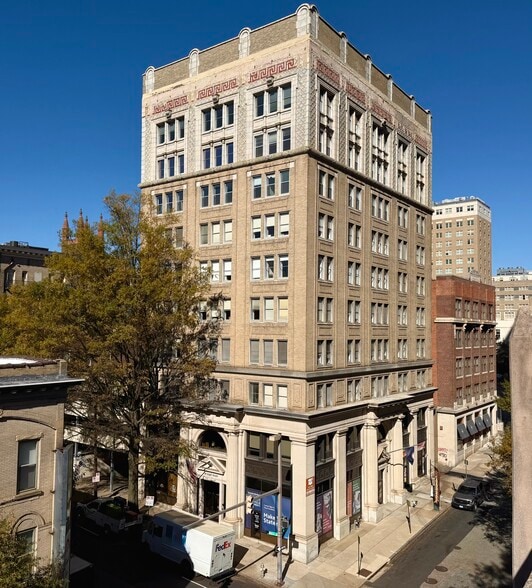 530 E Main St, Richmond, VA for lease - Building Photo - Image 1 of 11