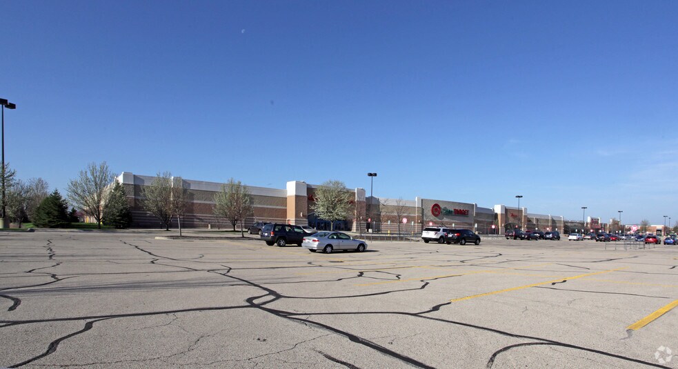 3851-3873 E Main St, St Charles, IL à louer - Photo principale - Image 2 de 11