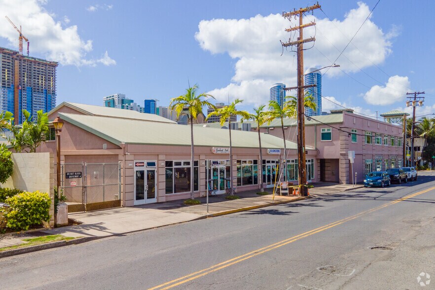 735-745 Keeaumoku St, Honolulu, HI à louer - Photo du bâtiment - Image 2 de 22
