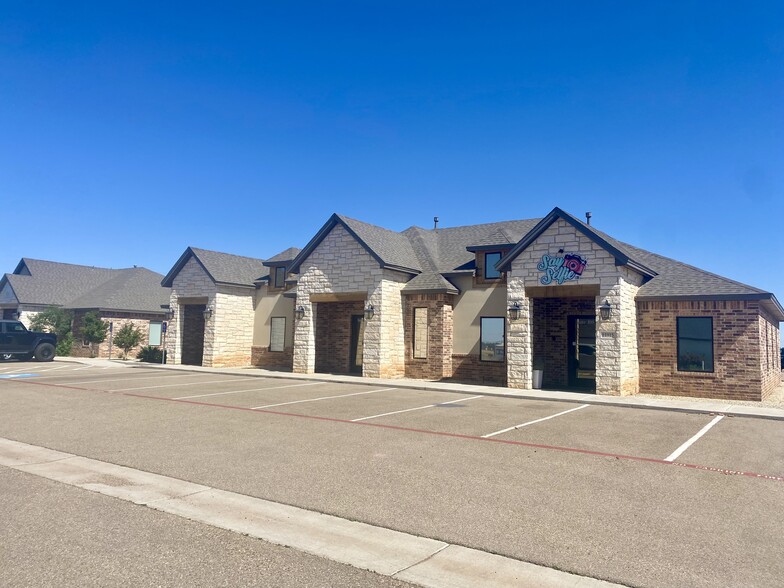 11915 Frankford Ave, Lubbock, TX for lease - Building Photo - Image 1 of 3