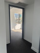 33 SW 2nd Ave, Miami, FL à louer Photo intérieure- Image 2 de 19