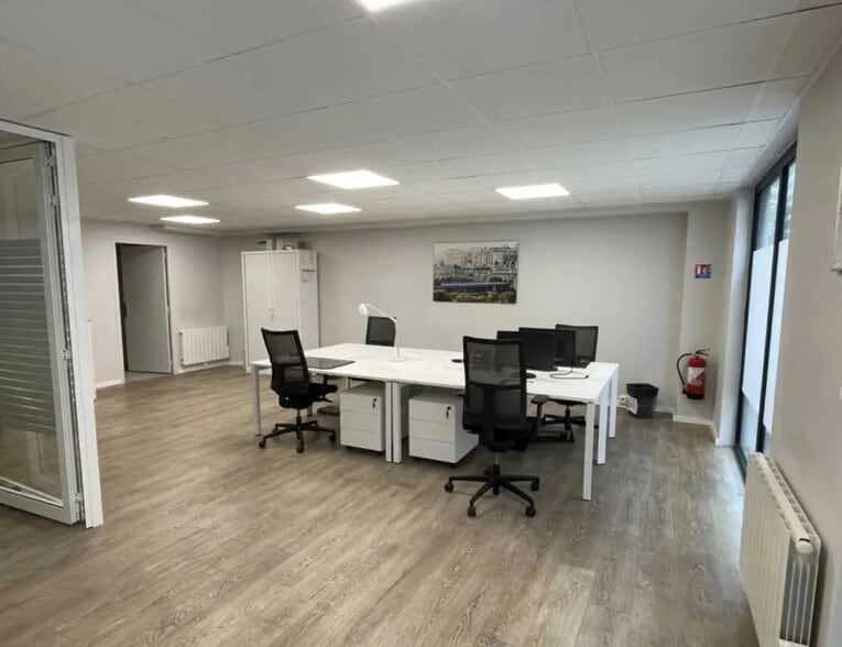 Commerce de détail dans Paris à vendre - Photo intérieure - Image 3 de 4