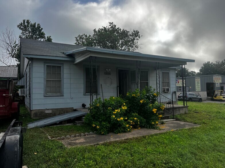 1824 Fleischer Dr, Austin, TX à louer - Photo du bâtiment - Image 1 de 2