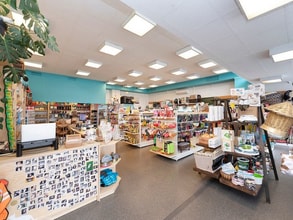 586 Barkly St, West Footscray for lease Interior Photo- Image 2 of 8