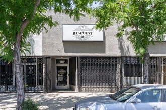 2021 Chester Ave, Bakersfield, CA à louer Photo intérieure- Image 2 de 9