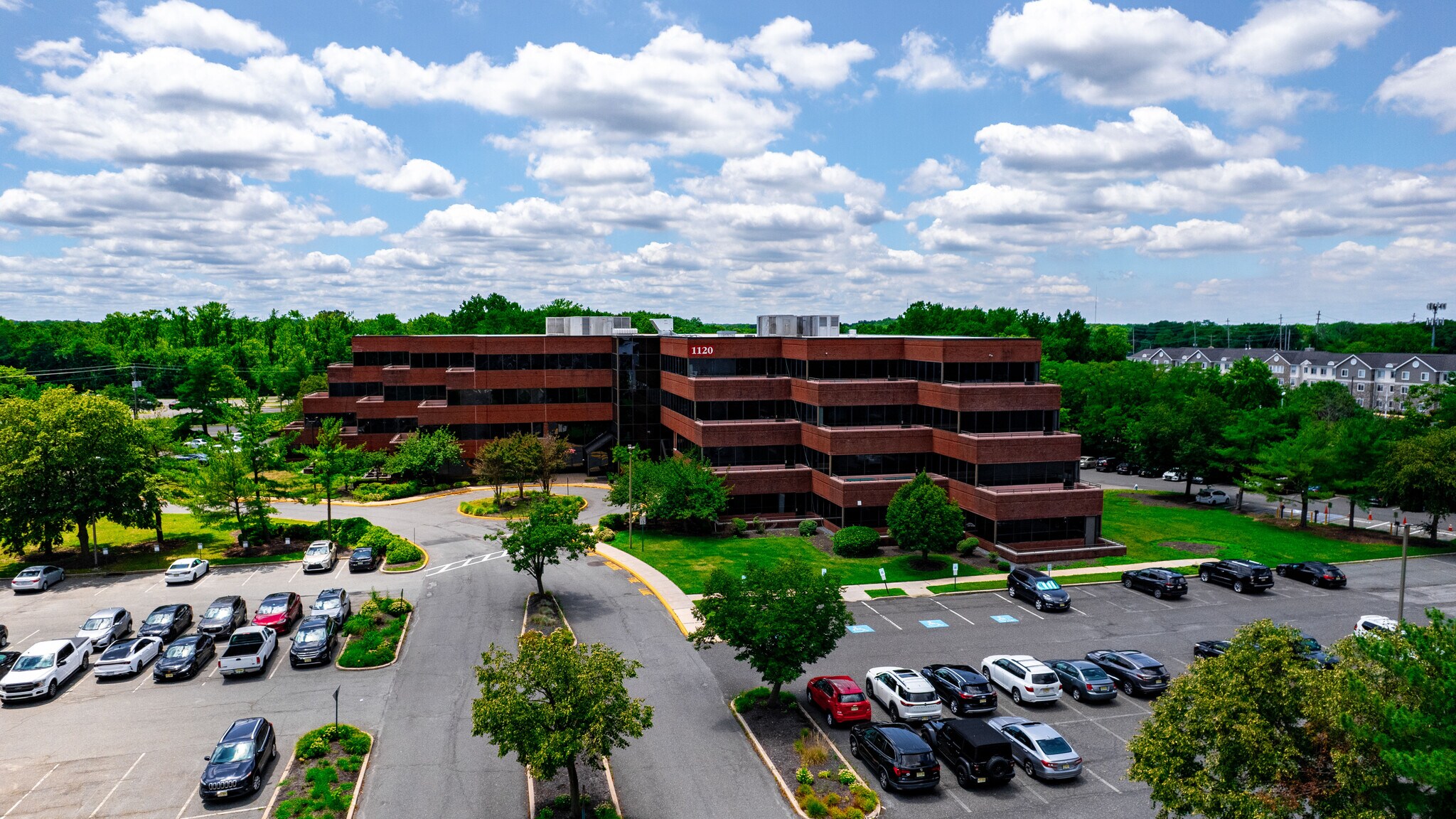 1120 Rt 73, Mount Laurel, NJ à vendre Photo du bâtiment- Image 1 de 10